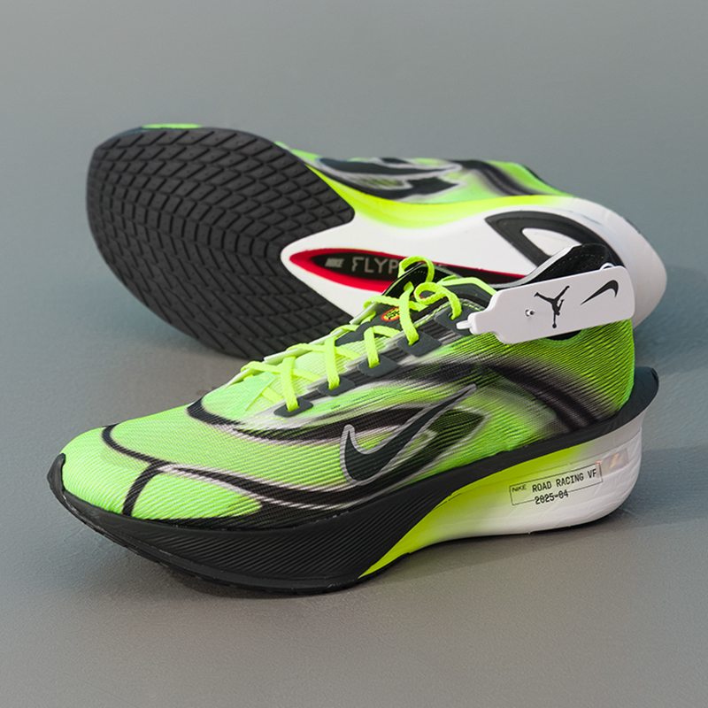 Nike Men's Sports Shoes Zoomx  - Men'S Shoes In Next 评论和价格