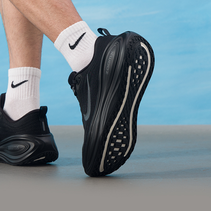 Nike Men's Shoes Vomero Plus S - Men'S Shoes Nike Black 评论和价格