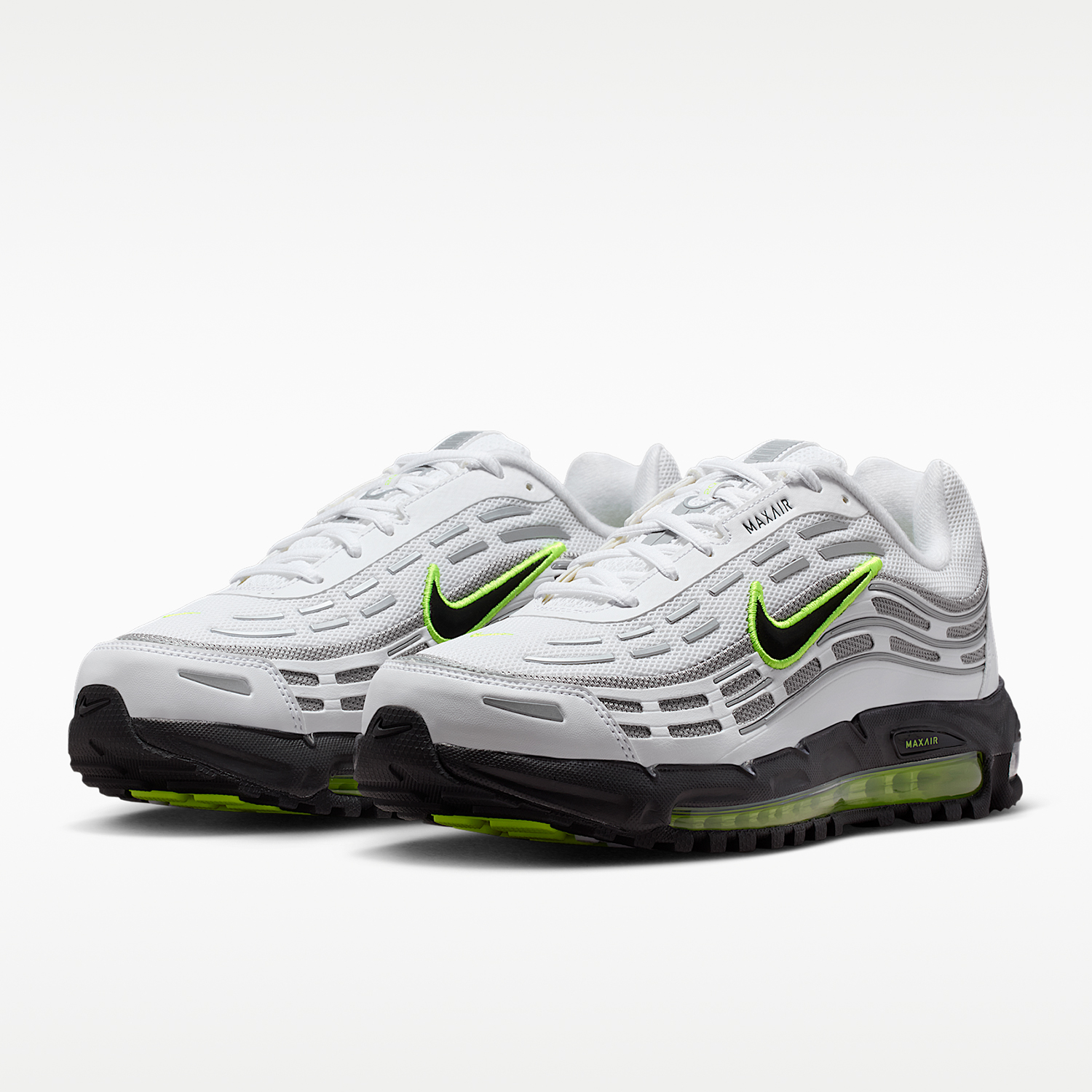 Nike Authentic AIR MAX Men's A - Men Shoes Myntra 评论和价格